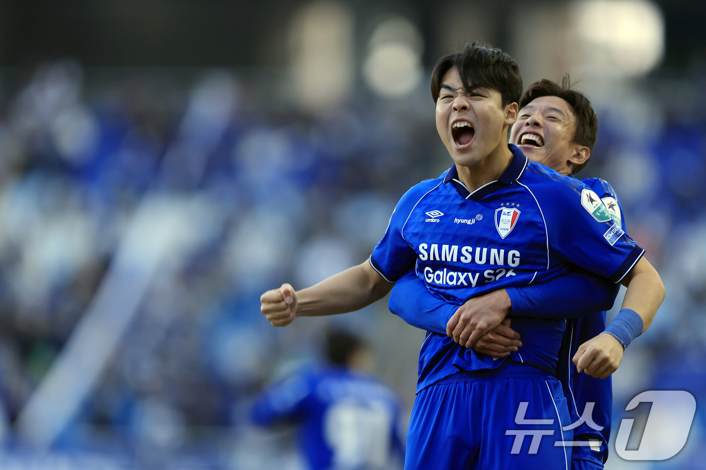 (수원=뉴스1) 박정호 기자 = 28일 오후 경기도 수원시 팔달구 월드컵로 수원월드컵경기장에서 열린 하나은행 K리그2 2026 1라운드 수원삼성과 서울이랜드의 경기에서 후반 역전골 …