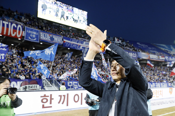 이정효 감독 "실수해도 다음 플레이 펼친 선수들, 만족스러워"