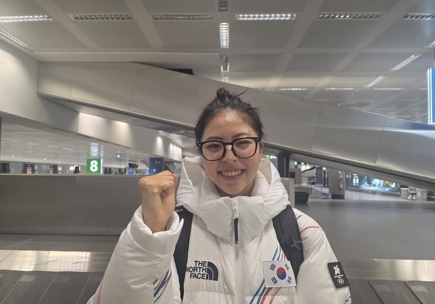 밀라노 도착한 이나현 "비행기 탈 때부터 설레…올림픽 실감 난다"