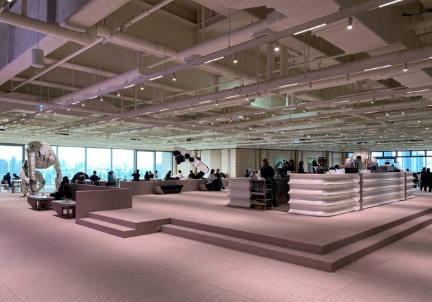 젠틀몬스터 운영사 "근로제도 운영 미흡 사과…인사 전면 개편"