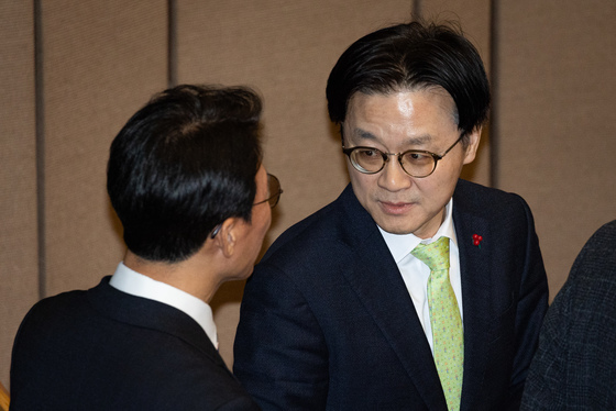 산업장관 "'가짜뉴스' 대한상의 단호히 조치…즉각 감사 실시"