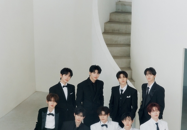 제로베이스원, 한중일 차트 상위권 섭렵…'리플로우' 호성적