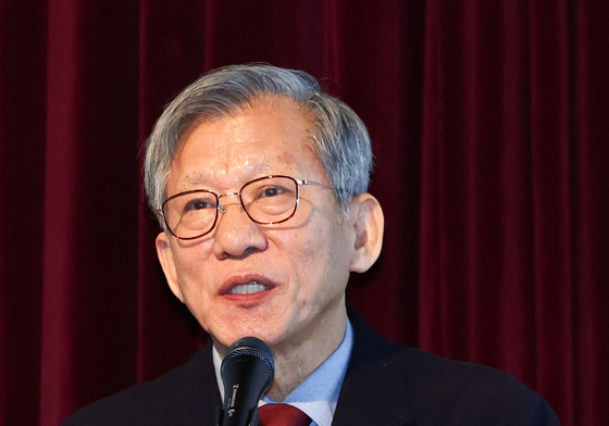 발표하는 유홍준 국립중앙박물관장