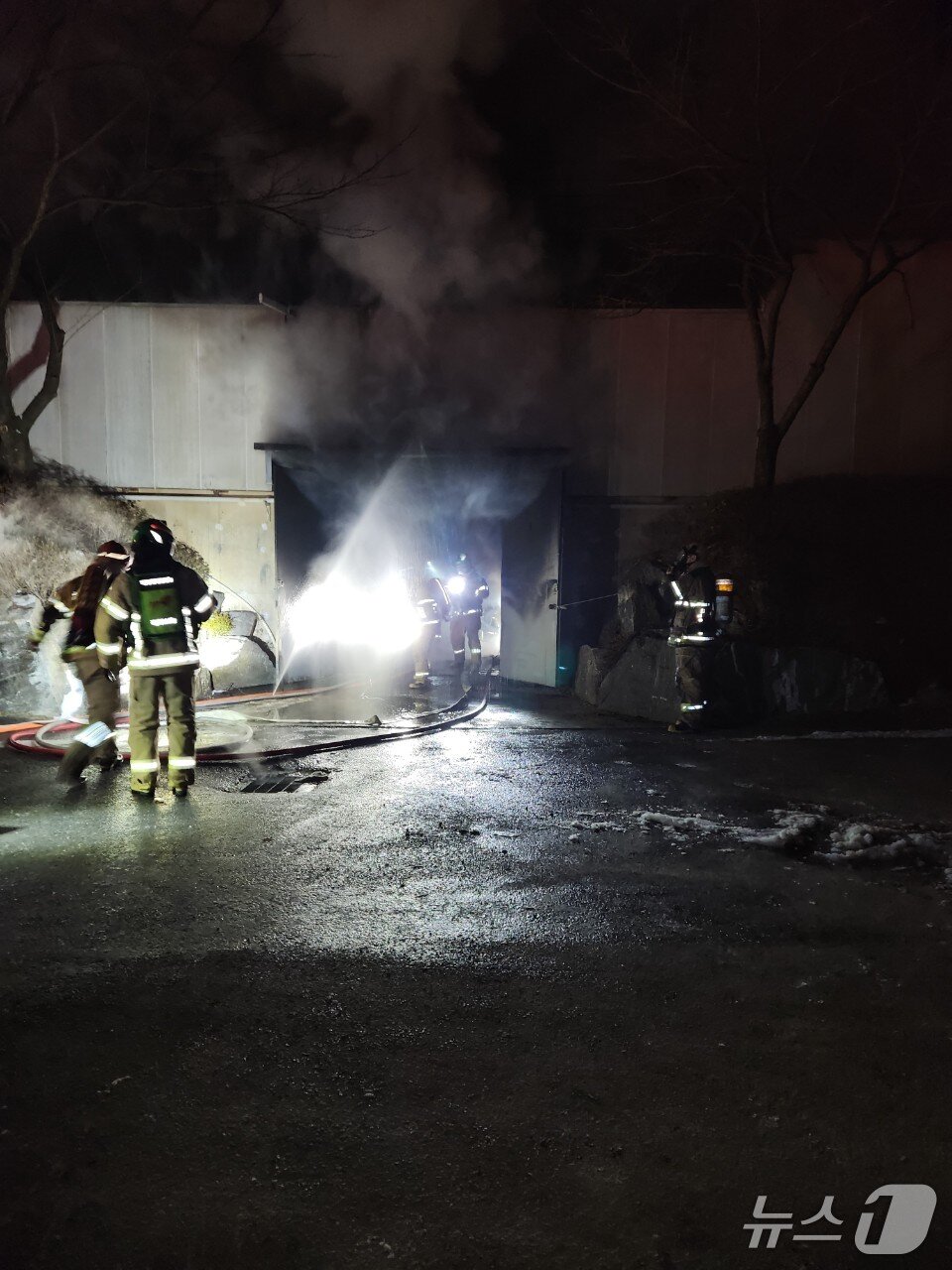 본문 이미지 - 화재 현장. (경기도소방재난본부 제공. 재판매 및 DB 금지) 2026.2.3/뉴스1