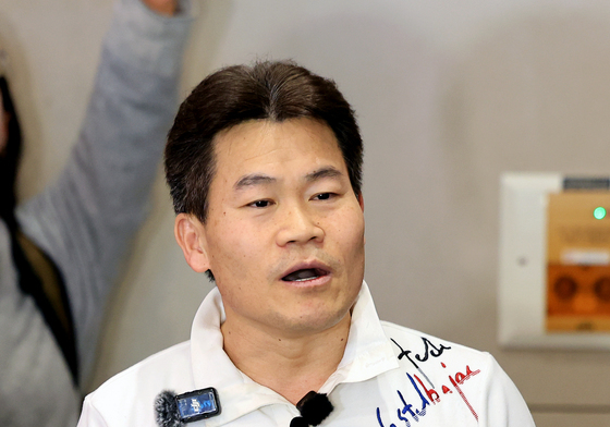 입장 밝히는 전한길