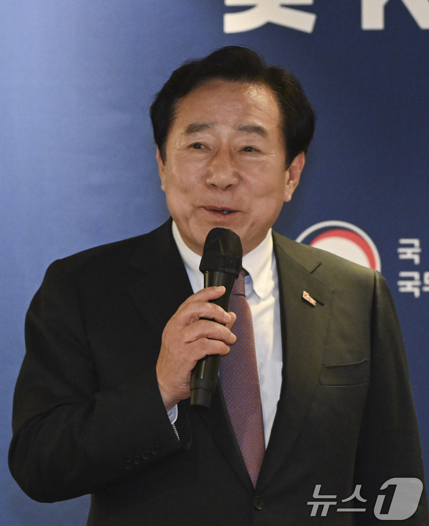 (서울=뉴스1) 임세영 기자 = 김기문 중소기업중앙회장이 3일 서울 중구 달개비에서 열린 중소기업 오찬 간담회 및 K-국정설명회에서 인사말을 하고 있다. (공동취재) 2026.2. …