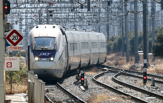 서울 SRT·수서 KTX 교차운행 시범사업 시작…승차권 최대 10% 저렴