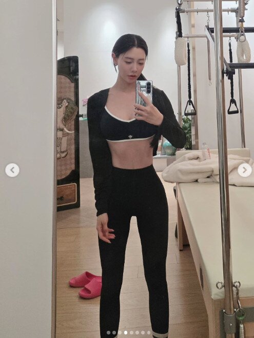 본문 이미지 - 클라라 인스타그램