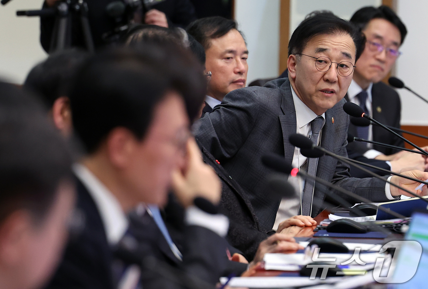 (서울=뉴스1) 이재명 기자 = 김윤덕 국토교통부 장관이 3일 청와대에서 열린 국무회의에서 발언을 하고 있다. (청와대통신사진기자단) 2026.2.3/뉴스1