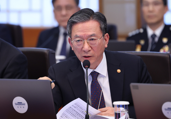 법무장관 "尹 초범·고령 감형, 국민 법 감정 부합?…항소심서 다퉈야"