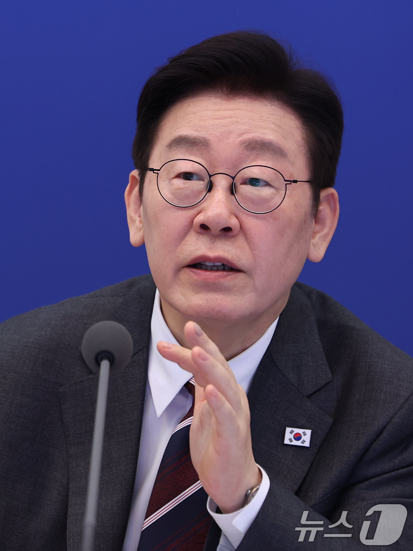 (서울=뉴스1) 이재명 기자 = 이재명 대통령이 3일 청와대에서 열린 국무회의에서 발언을 하고 있다. (청와대통신사진기자단) 2026.2.3/뉴스1