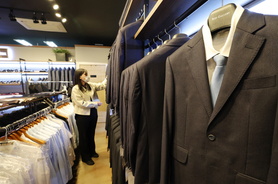 '무료로 면접정장 빌려드려요'