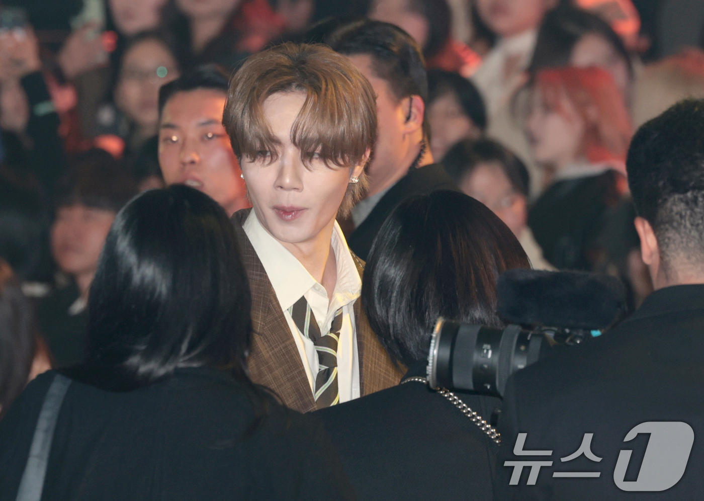 (서울=뉴스1) 권현진 기자 = 태국배우 지프룩이 3일 서울 중구 동대문디자인플라자(DDP)에서 열린 2026 F/W 서울패션위크  컬렉션 오프닝 행사 '뮌(MUNN)' 패션쇼에 …