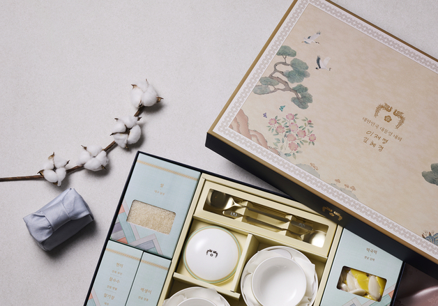 李대통령 '2026년 설 명절 맞아 각계각층에 선물 전달'