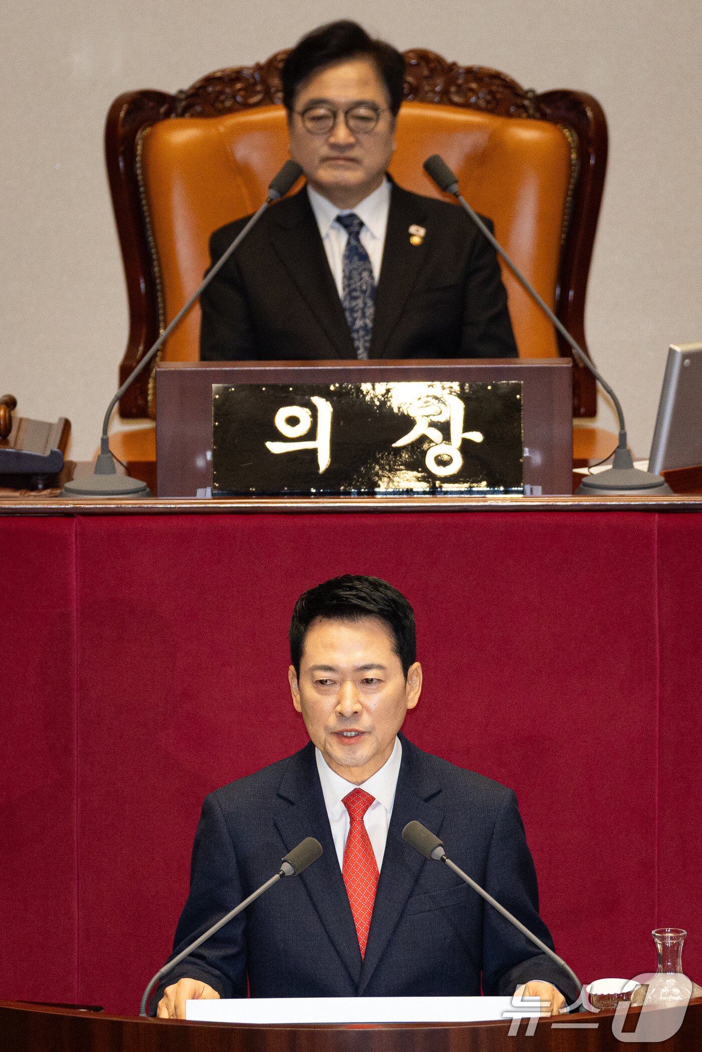 본문 이미지 - 장동혁 국민의힘 대표가 4일 서울 여의도 국회에서 열린 제432회 국회(임시회) 제3차 본회의에서 국정에 관한 교섭단체 대표연설을 하고 있다. 2026.2.4/뉴스1 ⓒ News1 유승관 기자