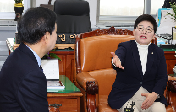 구윤철 부총리 만난 임이자 재경위원장