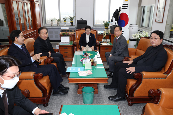 국회 재경위, 설 연휴 전 '대미투자특별법' 관련 논의 착수