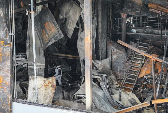 'SPC삼립 시화공장 화재' 합동 감식 결과 '오븐 배기구' 발화 결론 (종합)