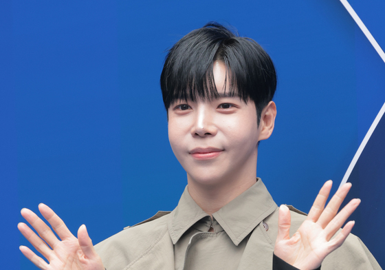 현우, 서울패션위크 참석