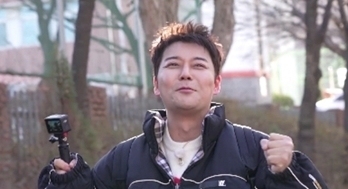 48세 전현무 "영포티? 포티 아닌 게 어디야…더 조롱해달라"