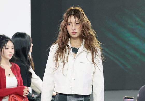 최준희, 확 달라진 분위기