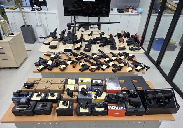 해외서 부품 밀반입해 총기 제작·판매…구매자 등 43명 검거