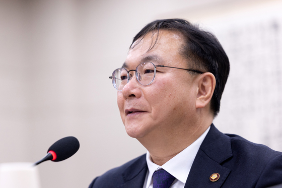 의원 질의 답변하는 박영재 법원행정처장