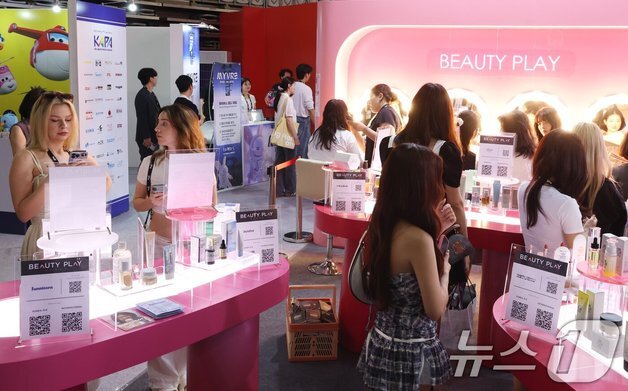 K-뷰티 2.0 경쟁…'빅3' 에이피알·달바 '질주'·구다이 '시동'