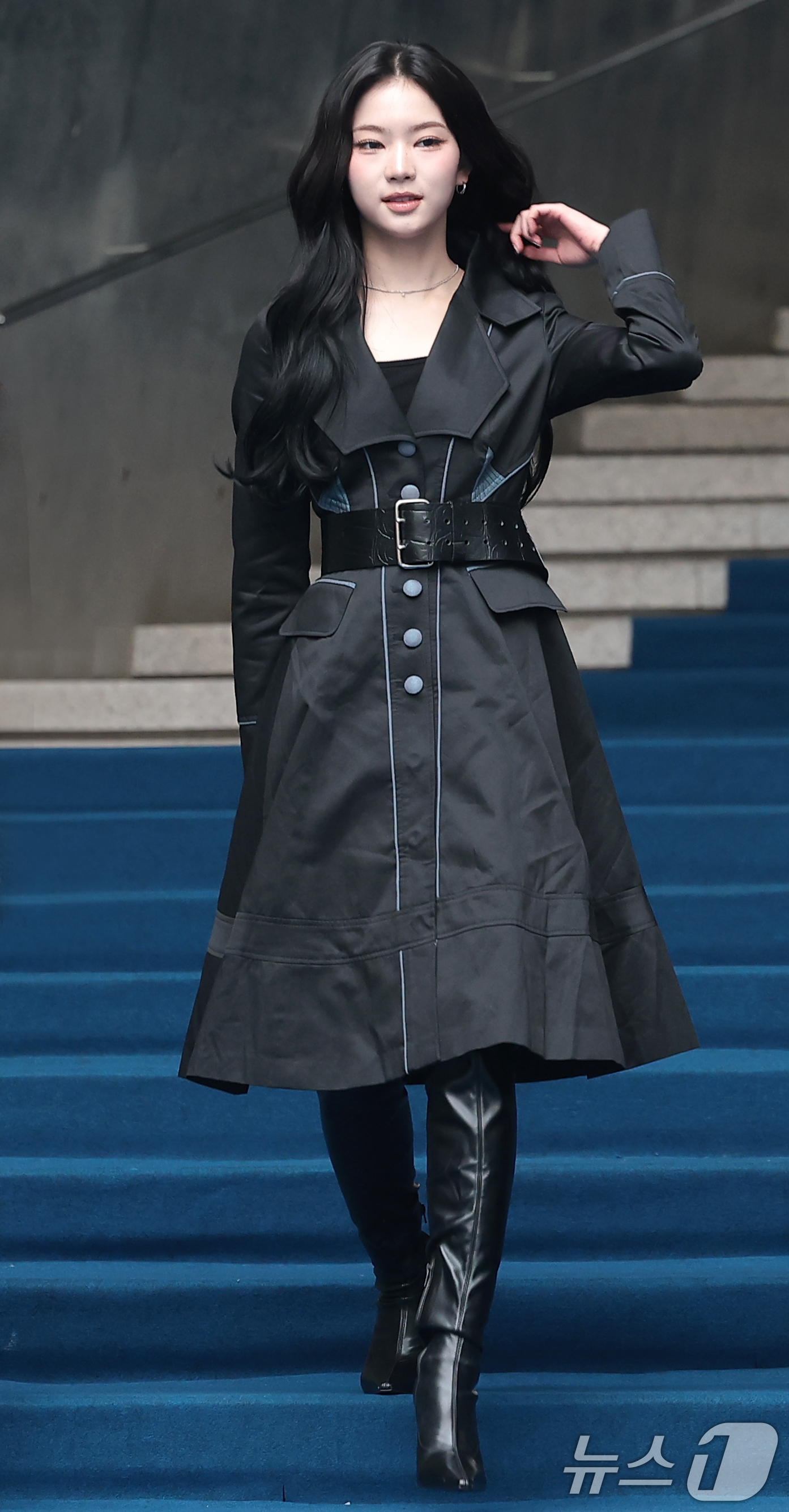 (서울=뉴스1) 권현진 기자 = 스테이씨 윤이 4일 서울 중구 동대문디자인플라자(DDP)에서 열린 2026 F/W 서울패션위크 곽현주 패션쇼에 참석하고 있다. 2026.2.4/뉴스 …