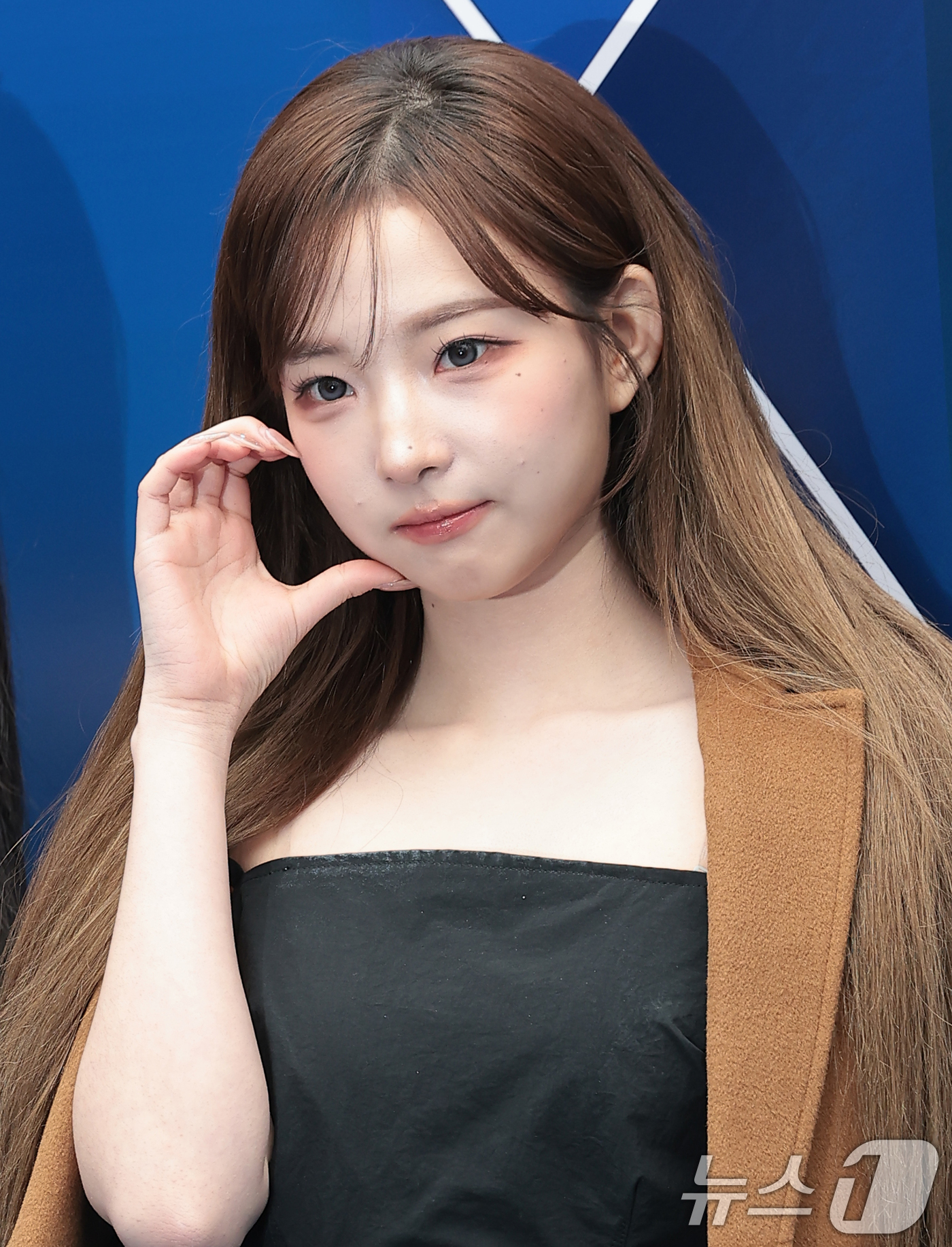 (서울=뉴스1) 권현진 기자 = 트리플에스 정하연이 4일 서울 중구 동대문디자인플라자(DDP)에서 열린 2026 F/W 서울패션위크 곽현주 패션쇼에 참석해 포즈를 취하고 있다. 2 …