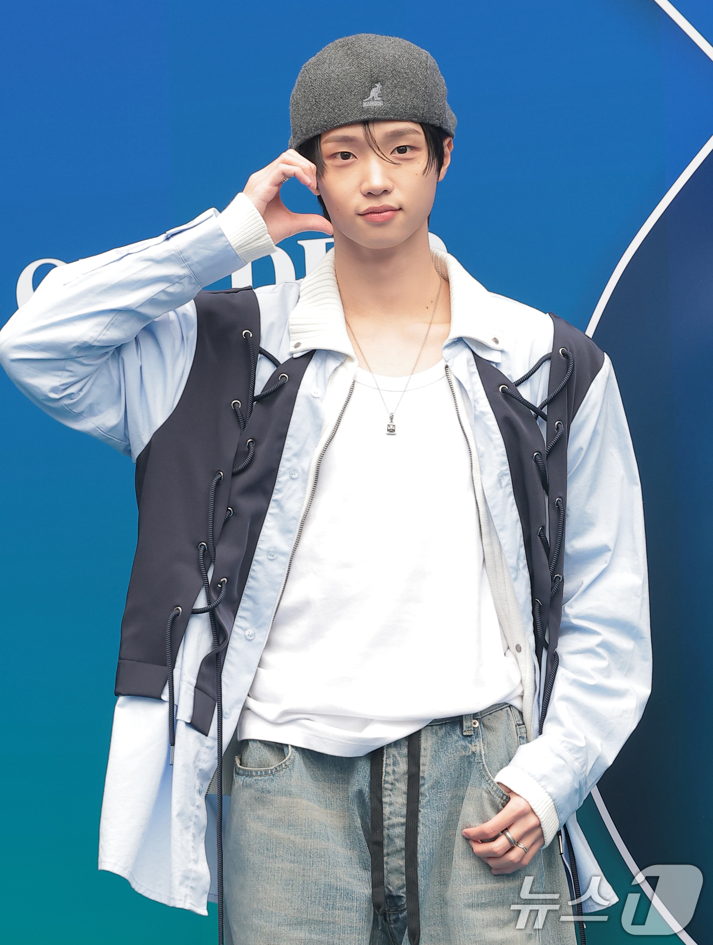 (서울=뉴스1) 권현진 기자 = 미래소년 손동표가 4일 서울 중구 동대문디자인플라자(DDP)에서 열린 2026 F/W 서울패션위크 ‘페노메논시퍼' 패션쇼에 참석해 포즈를 취하고 있 …