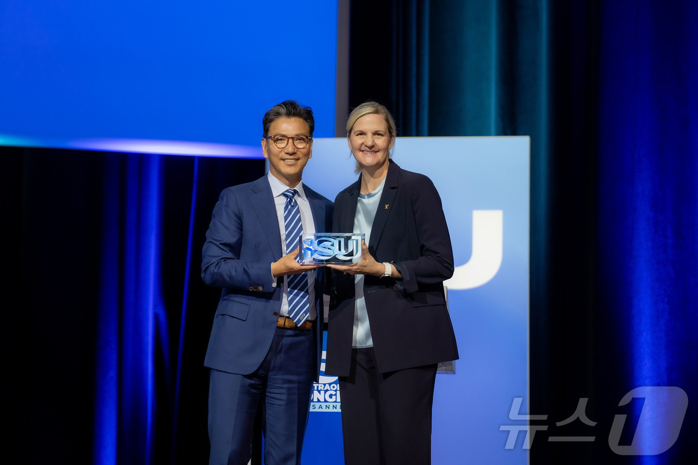 (밀라노=뉴스1) 김성진 기자 = 김재열 국제빙상경기연맹(ISU) 회장 국제올림픽위원회(IOC) 위원이 4일(현지시간) 이탈리아 밀라노의 2026 밀라노·코르티나담페초 동계올림픽 …