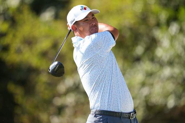 'LIV 데뷔' 안병훈, 개막전 첫날 개인전 4위…코리안GC팀, 8위로 출발