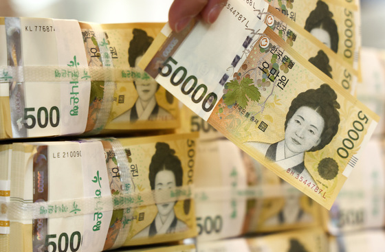 작년 시중에 풀린 돈, 코로나 이후 최고