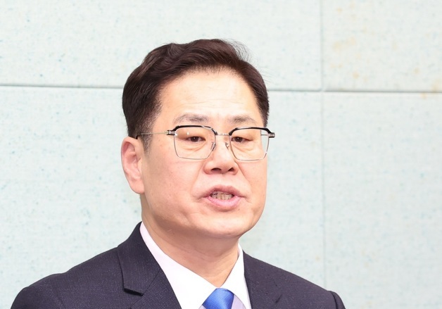 답변하는 조지훈 전주시장 출마예정자