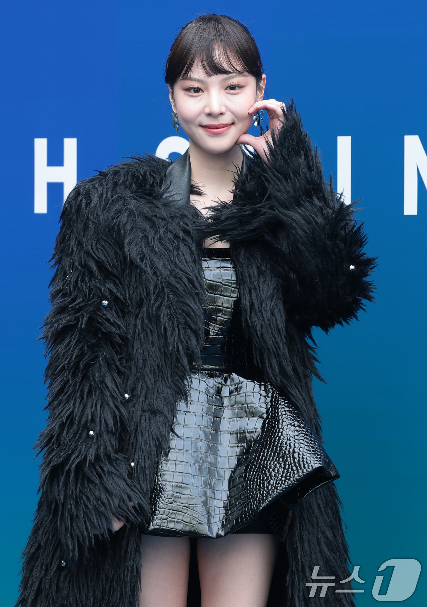 (서울=뉴스1) 권현진 기자 = 배우 이열음이 5일 서울 중구 동대문디자인플라자(DDP)에서 열린 서울패션위크 2026 F/W '한나신' 컬렉션 쇼에 참석해 포즈를 취하고 있다. …