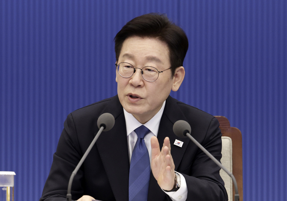 李대통령 "독과점 악용 고물가 강요, 공권력 총동원 시정할 것"