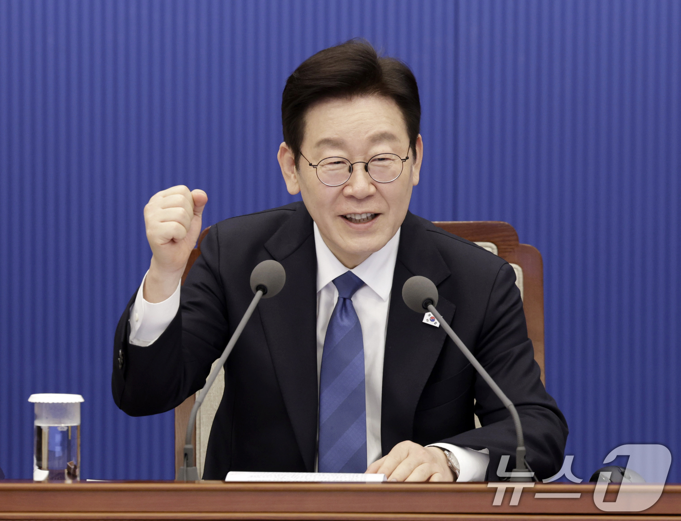 (서울=뉴스1) 이재명 기자 = 이재명 대통령이 5일 청와대에서 열린 수석보좌관회의에서 발언을 하고 있다. (청와대통신사진기자단) 2026.2.5/뉴스1