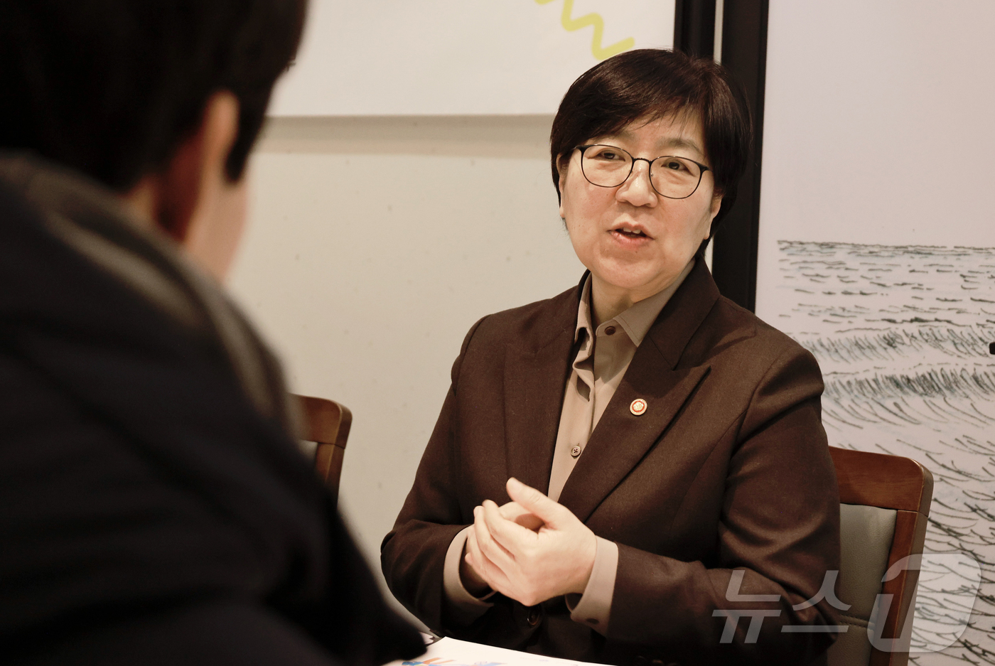 (서울=뉴스1) = 정은경 보건복지부 장관이 5일 오후 서울 광화문 회의실에서 열린 아동단체 및 아동들과 정책 소통 간담회에서 발언을 하고 있다. (보건복지부 제공. 재판매 및 D …