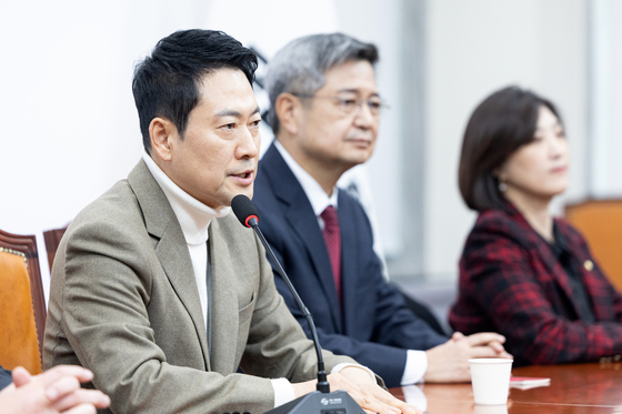 장동혁, 대표·의원직 다 걸었다…'전당원 투표'로 반전 승부수