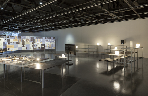 베니스 사로잡은 '두껍아 두껍아: 집의 시간', 아르코서 귀국전