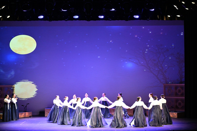 진도군, 토요민속여행·운림산방·신비의 바닷길 '로컬100' 선정