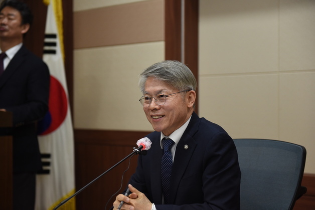 민형배 "전남 동부권, 행정통합 최대 수혜지 가능성"