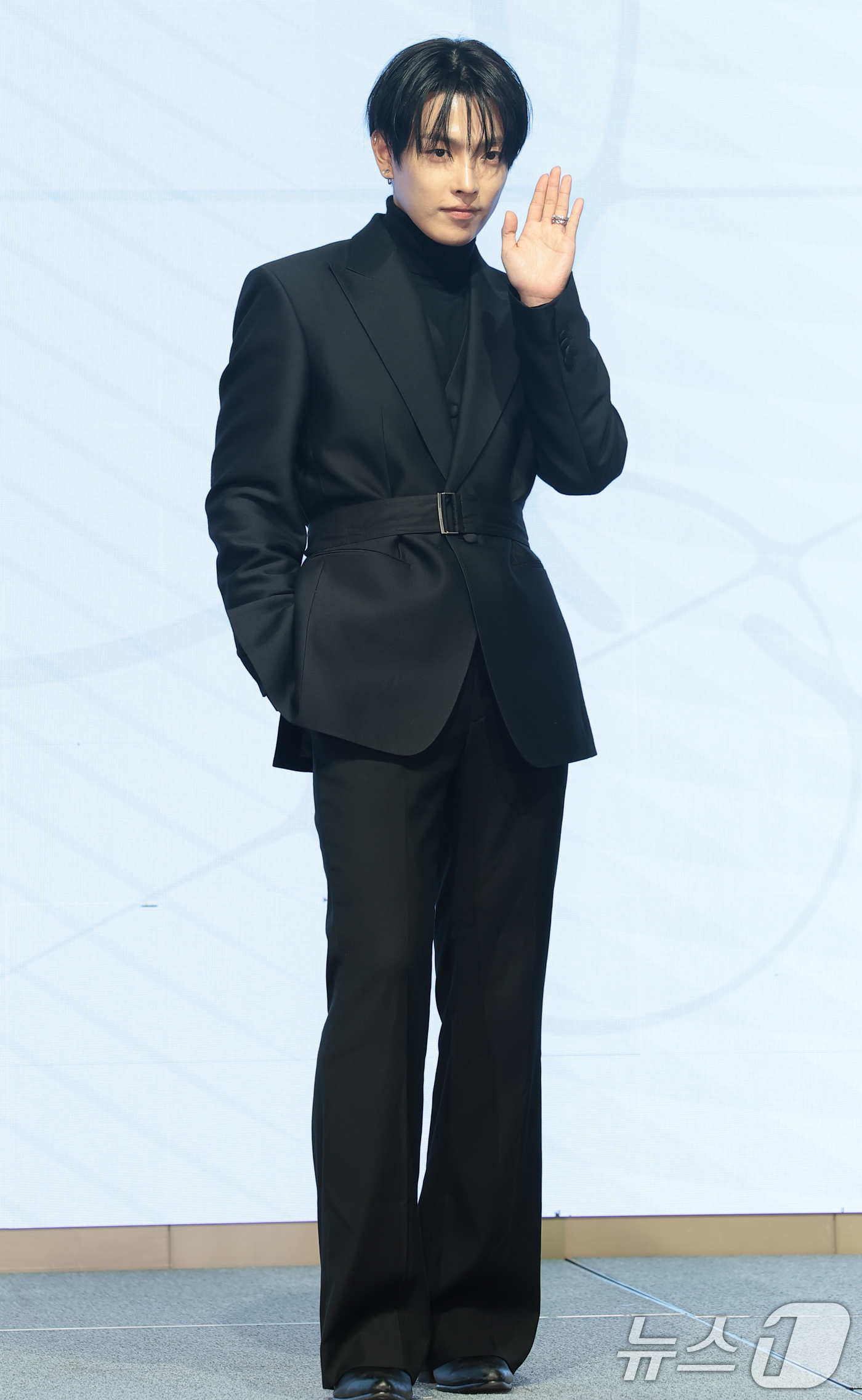 (서울=뉴스1) 권현진 기자 = 그룹 에이티즈(ATEEZ) 홍중이 5일 서울 영등포구 페어몬트 앰배서더 호털에서 가진 미니 13집 '골든 아워 : 파트 4 (GOLDEN HOUR …