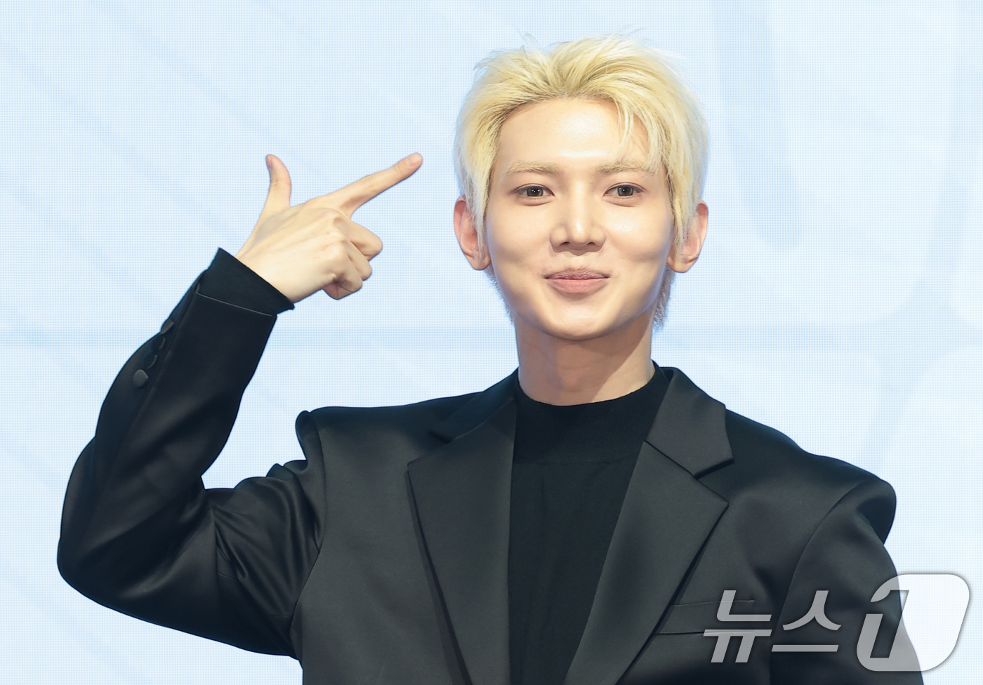 (서울=뉴스1) 권현진 기자 = 그룹 에이티즈(ATEEZ) 여상이 5일 서울 영등포구 페어몬트 앰배서더 호털에서 가진 미니 13집 '골든 아워 : 파트 4 (GOLDEN HOUR …