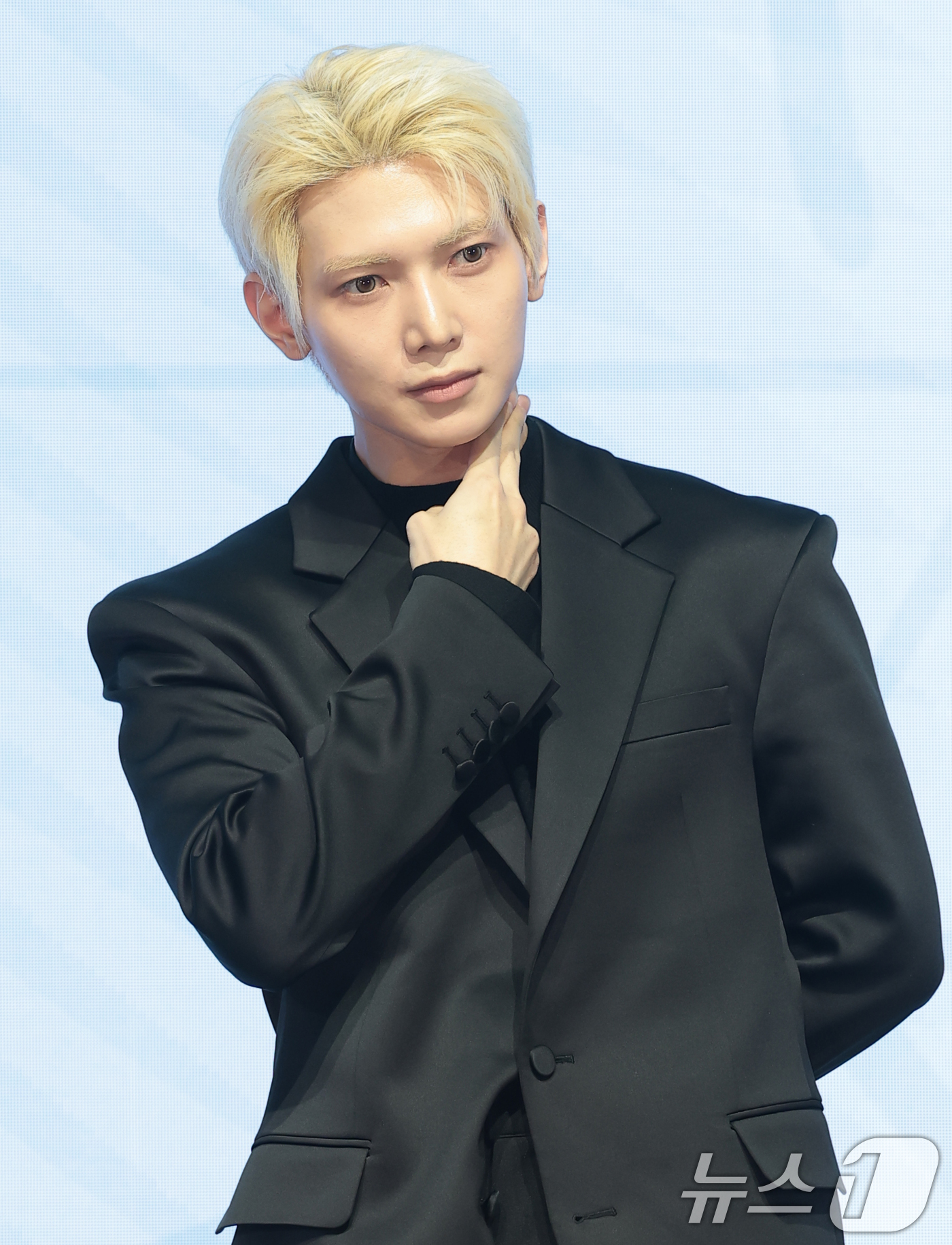 (서울=뉴스1) 권현진 기자 = 그룹 에이티즈(ATEEZ) 여상이 5일 서울 영등포구 페어몬트 앰배서더 호털에서 가진 미니 13집 '골든 아워 : 파트 4 (GOLDEN HOUR …