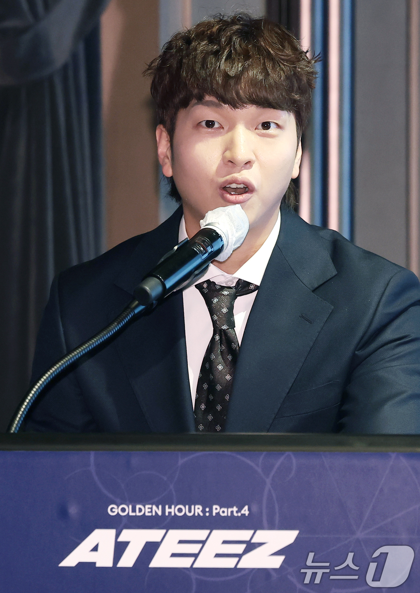 (서울=뉴스1) 권현진 기자 = 방송인 유재필이 5일 서울 영등포구 페어몬트 앰배서더 호털에서 열린 에이티즈 미니 13집 '골든 아워 : 파트 4 (GOLDEN HOUR : Par …