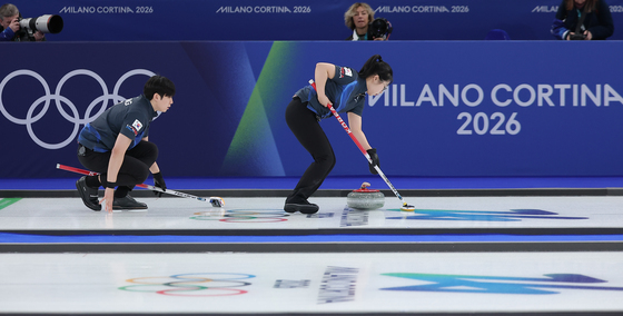 이탈리아 상대하는 김선영과 정영석