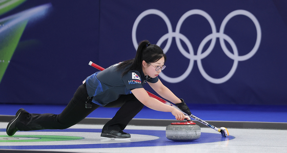 김선영 '신중한 투구'