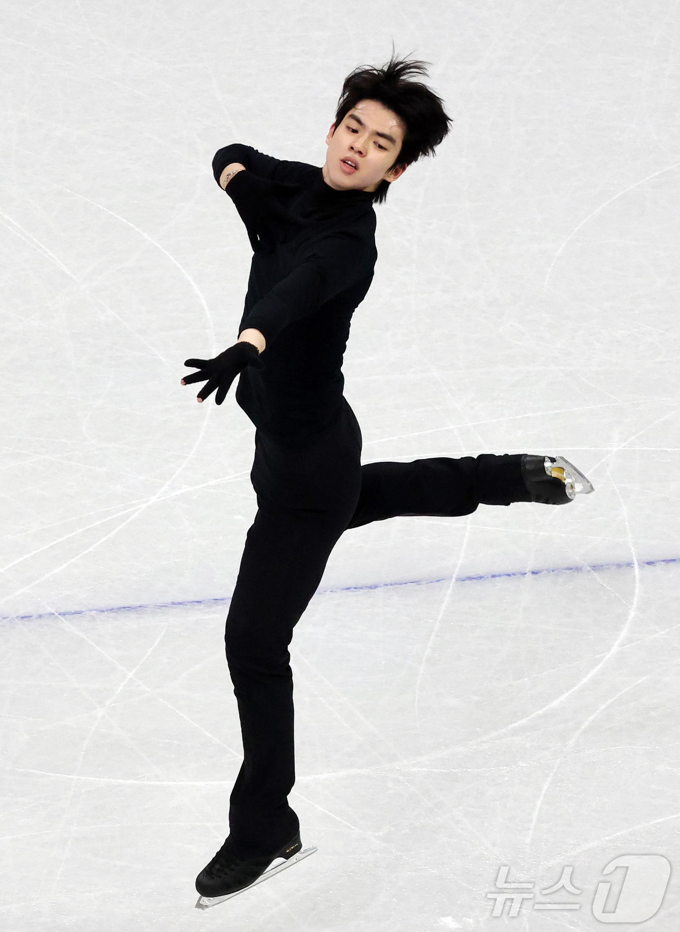 (밀라노=뉴스1) 김진환 기자 = 피겨 차준환이 2026 밀라노·코르티나담페초 동계올림픽 개막을 하루 앞둔 5일(현지시간) 이탈리아 밀라노 아이스 스케이팅 아레나에서 훈련하고 있다 …